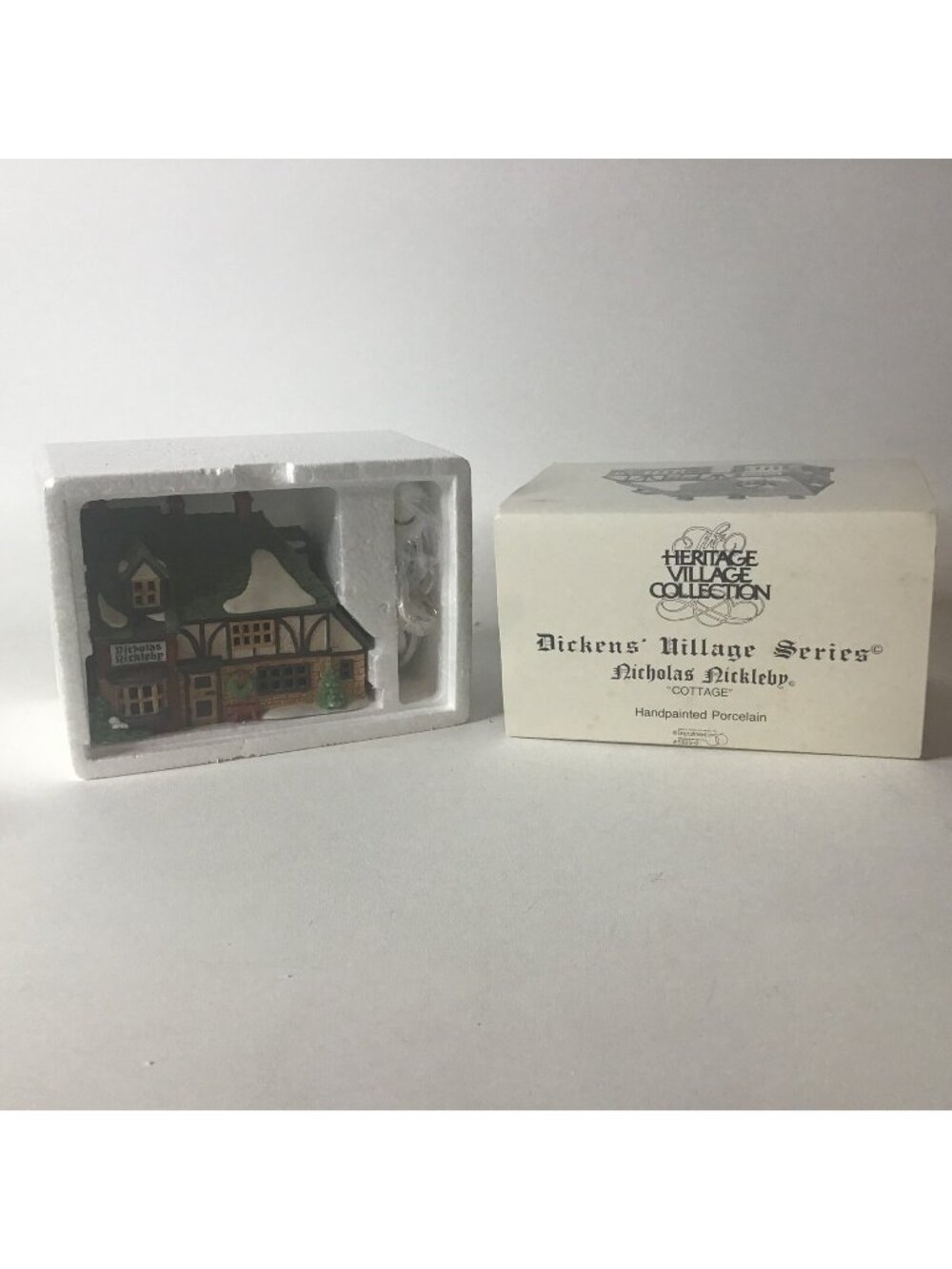 Dept 56 Dickens Village Nicholas Nickelby Cottage new**